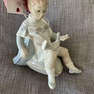 Lladro Porcelain Figurine of Child with dove